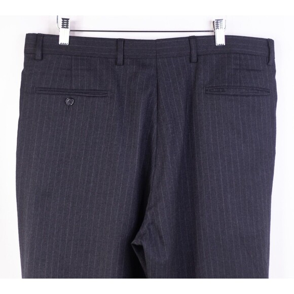 Jos A Bank Gray striped 2-piece suit men size 42L Pleated pants sz - Picture 13 of 16